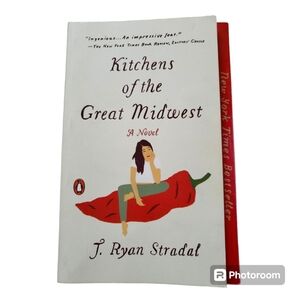 ☕ Kitchens of the Great Midwest Paperback Book